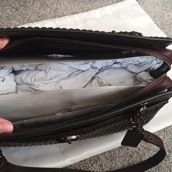 Coach Handbag - Picture 6 of 8